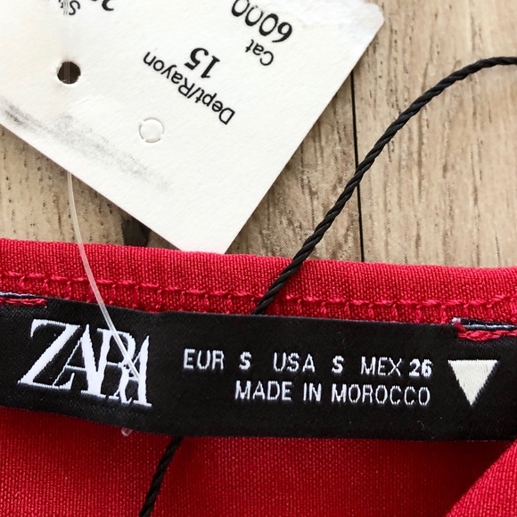 Zara,‎ Red, Long Puffy Sleeves, With Pleats, Fitted, Crop Top, NEW, Size, Small - Picture 10 of 12